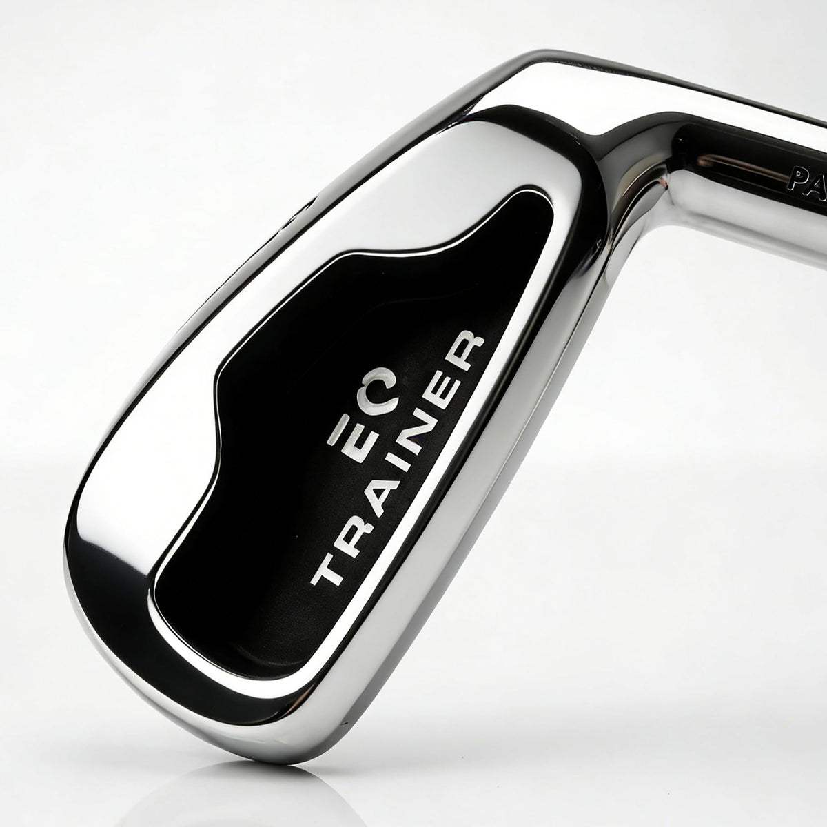 COOUV on-course practice tool ready for legal course play and quick drills.