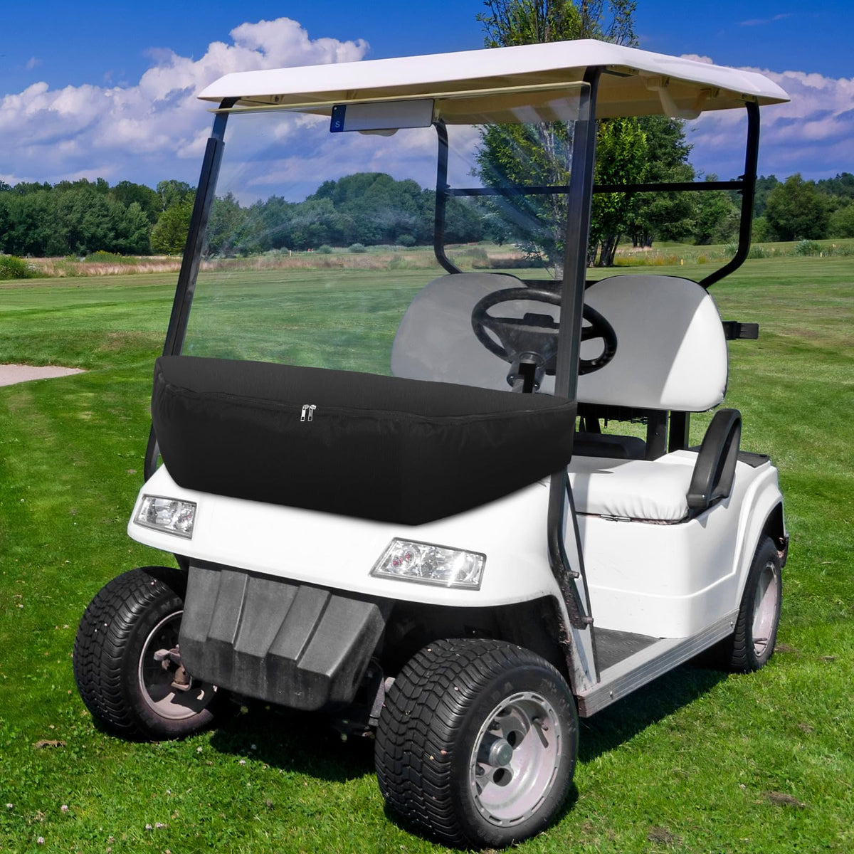 Cosblank cooler bag endures golf course wear and frequent trips.