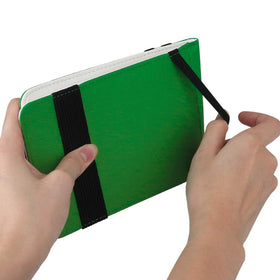 Craftsman Golf compact holder fits back pockets for quick access between holes.