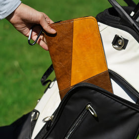CRAFTSMAN GOLF Glove Keeper stores four gloves for organized rounds.