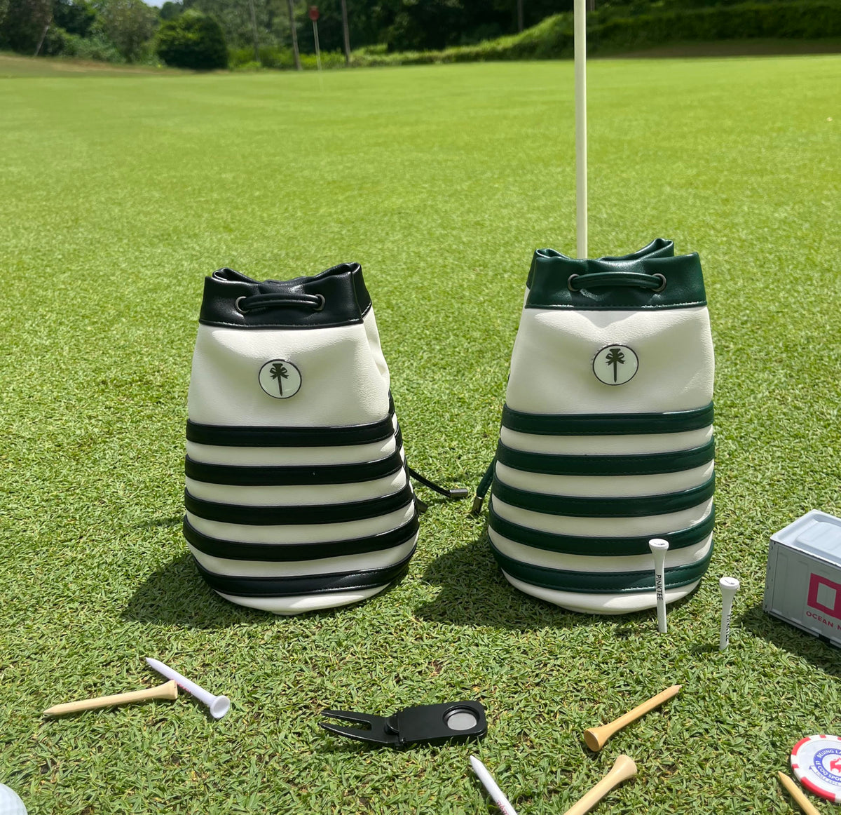 CROWNBLANKS PINKTEE easy-clean leather pouch keeps golf gear ready.