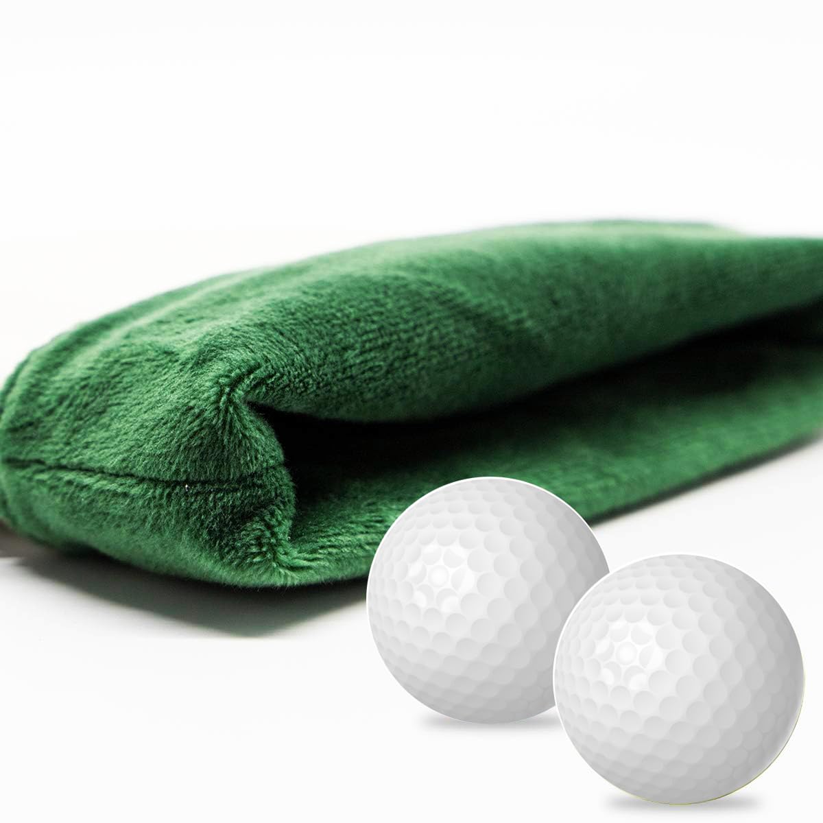 CROWNBLANKS PinkTee travel-friendly golf pouch for everyday use.