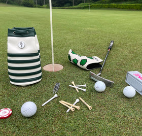 CROWNBLANKS PINKTEE pouch open capacity shows it holds up to 20 golf balls.