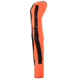 Culnflun golf bag holds up to 3 clubs, suitable for young players.