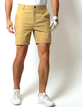 Dababell men's golf shorts featuring back pockets to store golf balls and gloves during play.