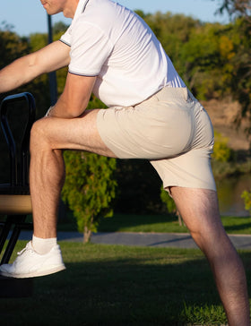 Dababell men's golf shorts elastic waistband for secure fit.