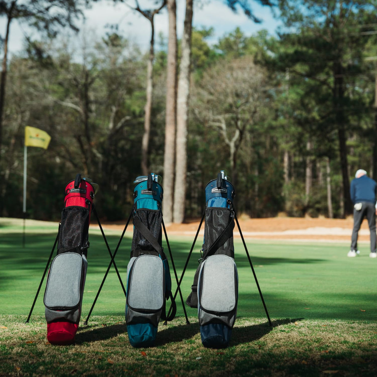 Datrek Ranger Sunday Bag weighs just two pounds for easy rounds.