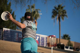 Dynamic Discs Judge flight path image highlights reliable straight flight.