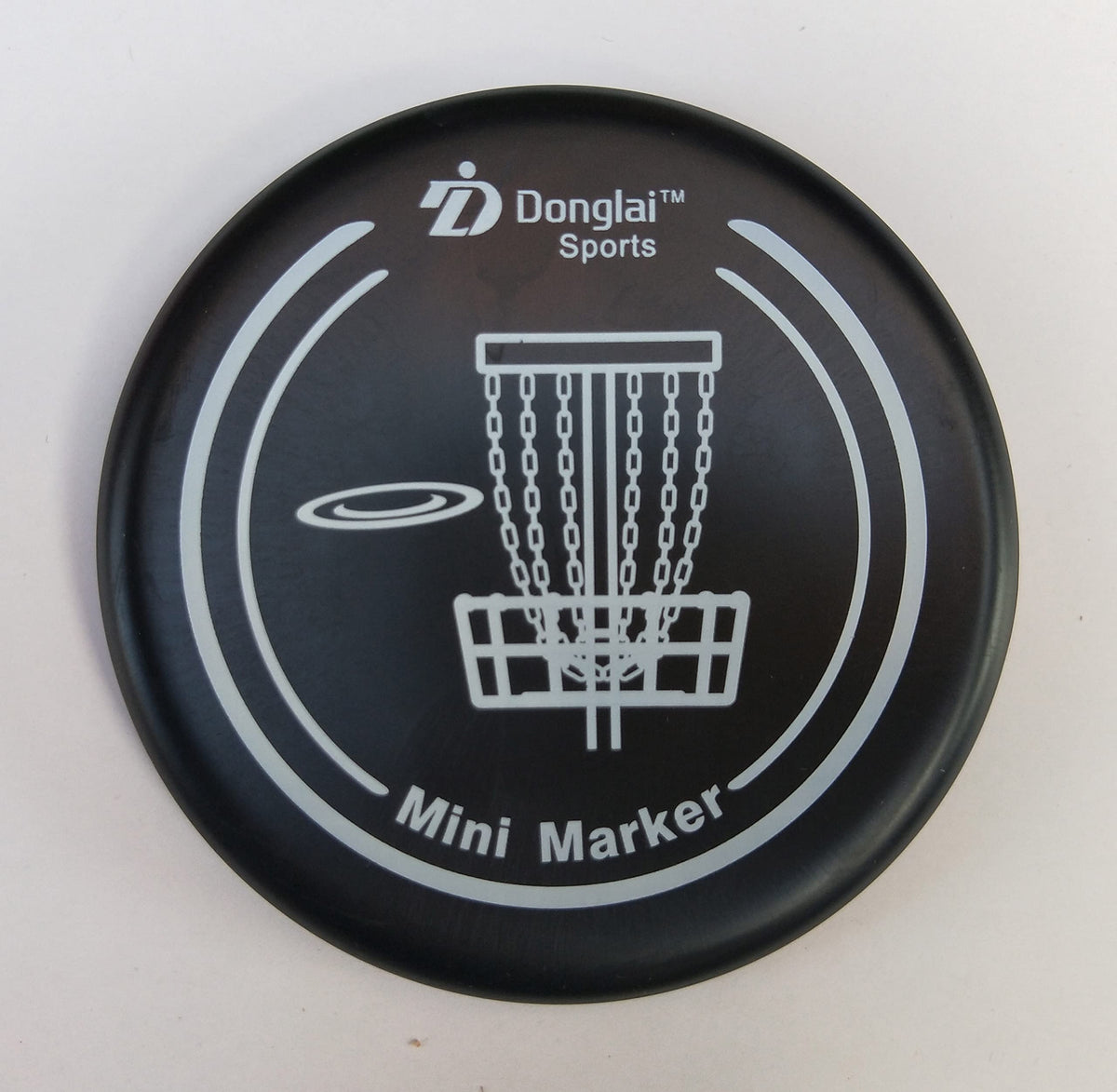 DDonglai putter disc in yellow for reliable close-range putts and grip