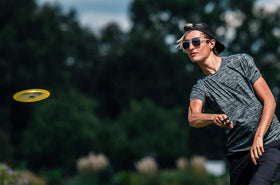 Discmania Mentor during throw demonstrating turn and fade balance
