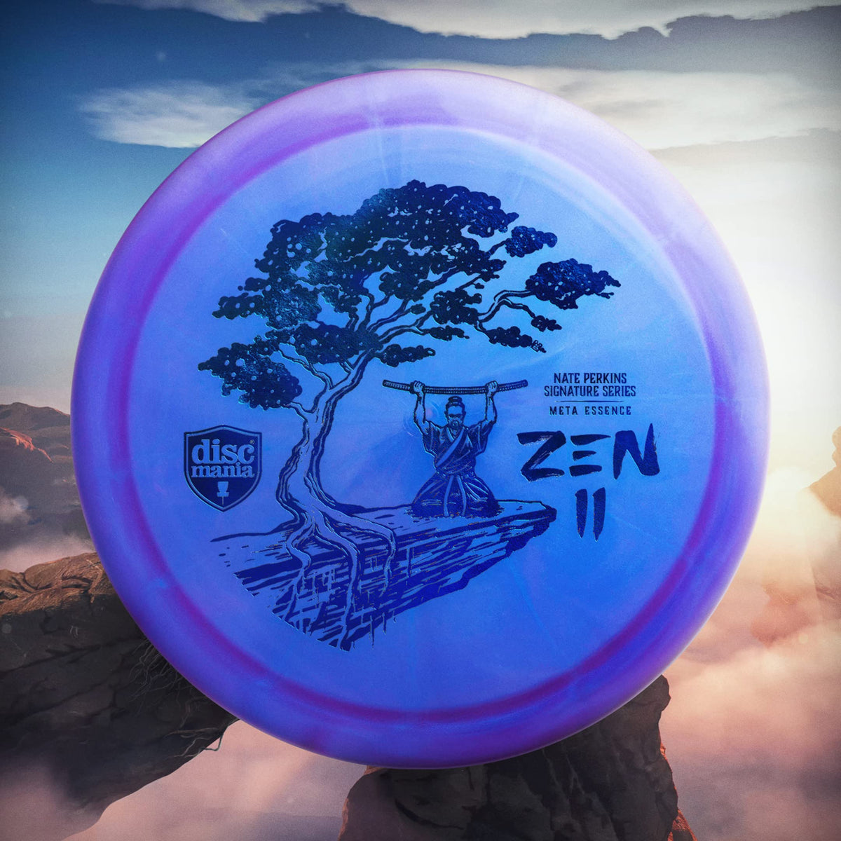 Discmania Zen 2 Meta Essence profile view highlights stability and glide.