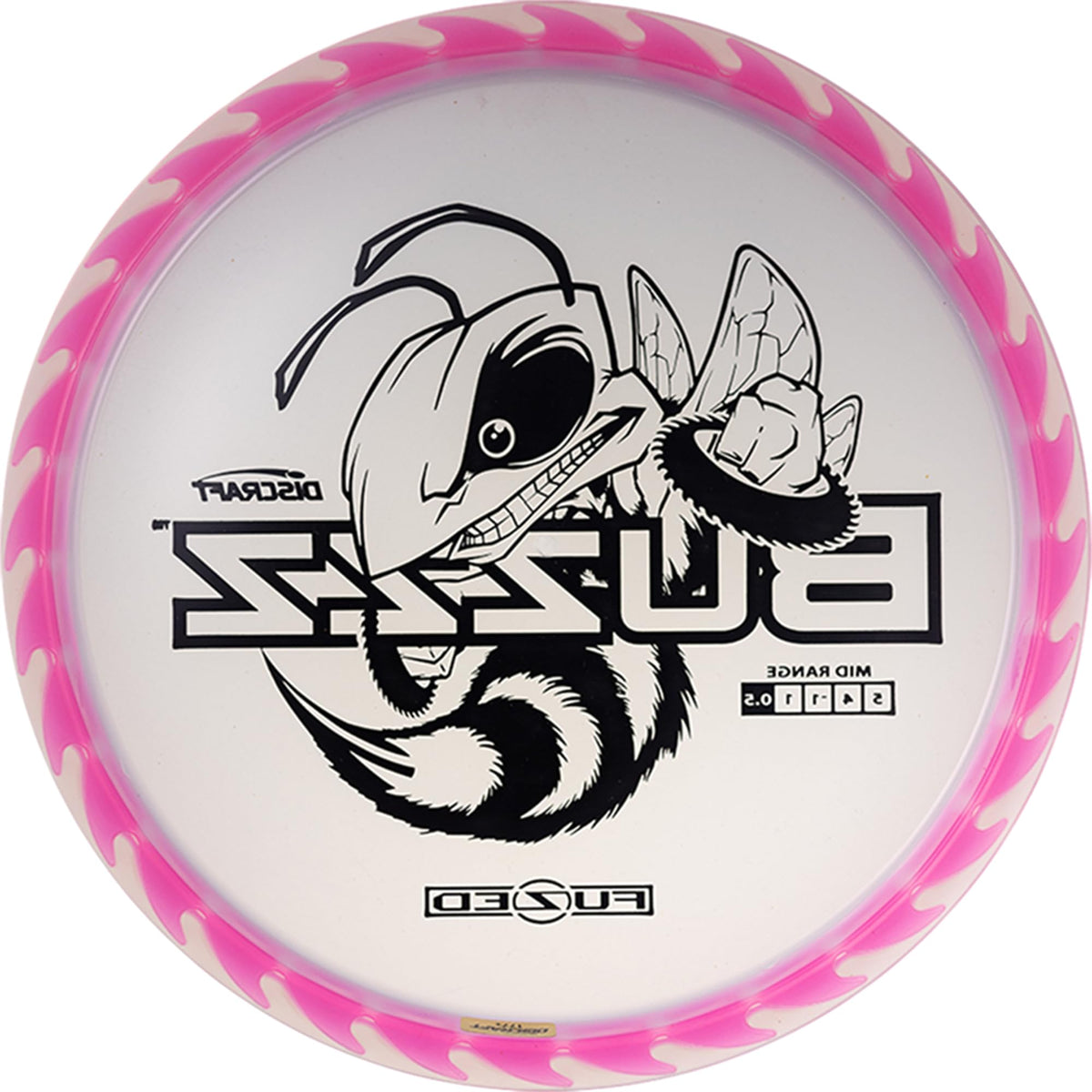 Discraft BUZZZSAW 173-174 in hand demonstrates precise control on approaches