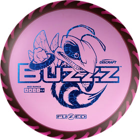 Discraft BUZZZSAW flight path image emphasizes straight-to-fade stability