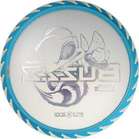 Discraft BUZZZSAW ready-to-play display shows premium packaging and flight consistency