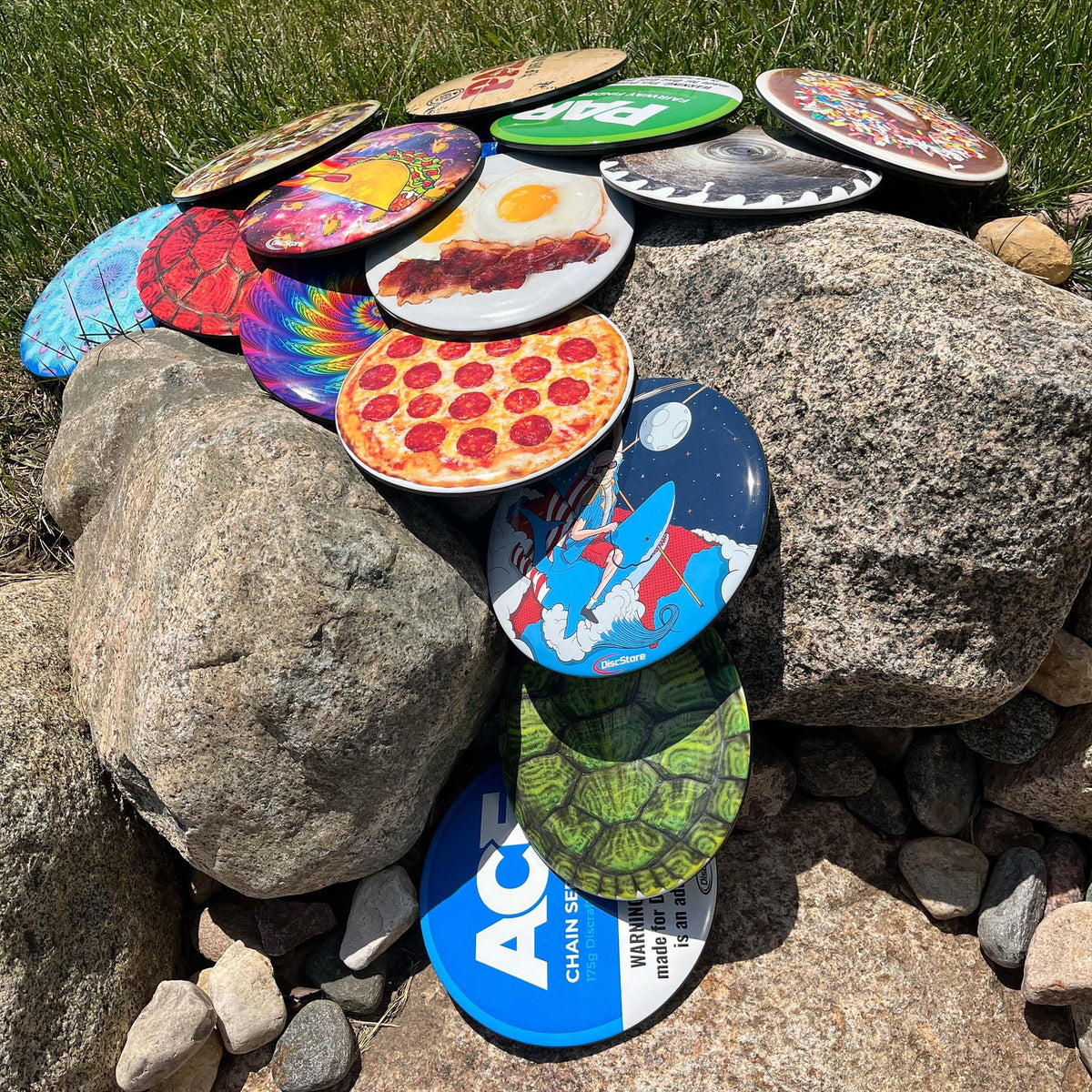 Discraft ESP Buzzz Supercolor textured grip for comfortable releases