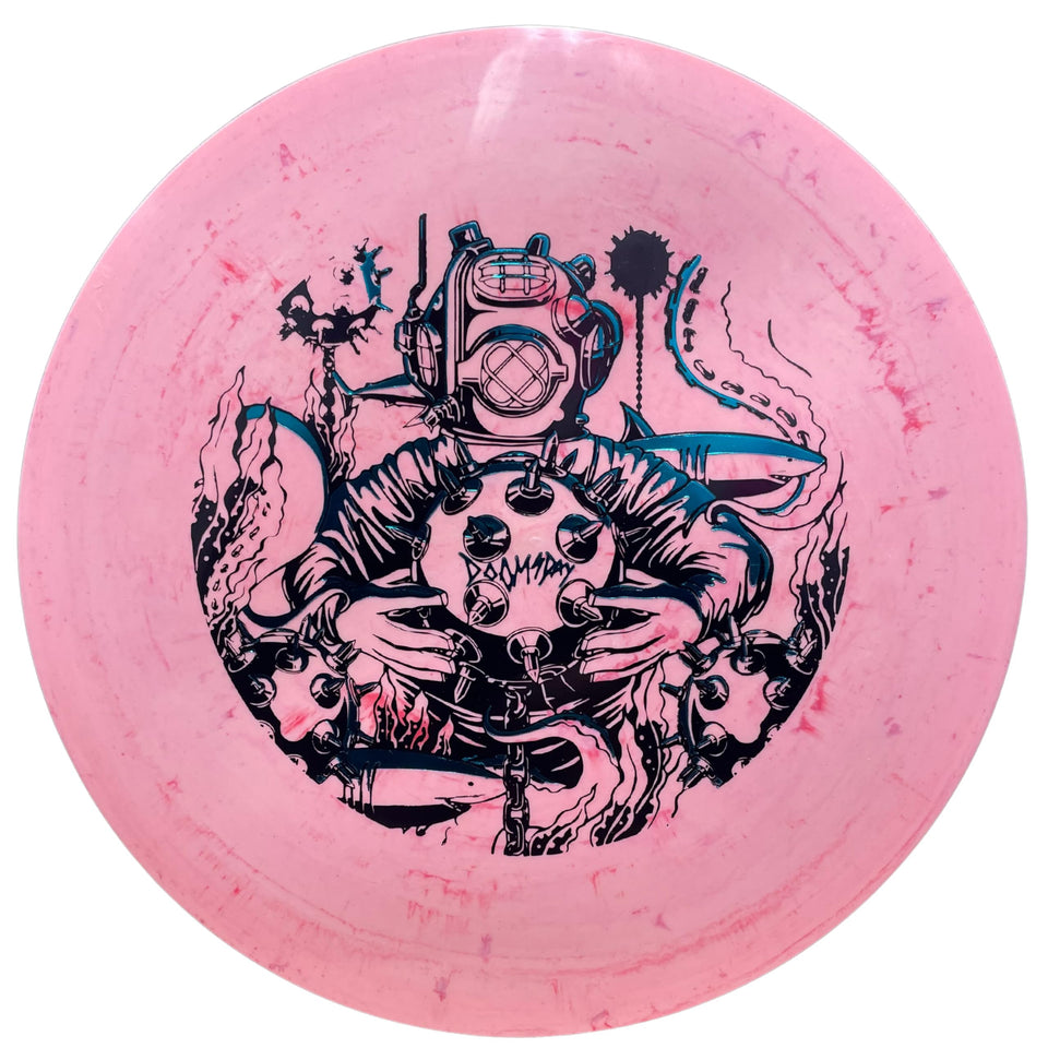 DOOMSDAY DISCS Depth Charge red disc for precise short puts and controlled approach shots.