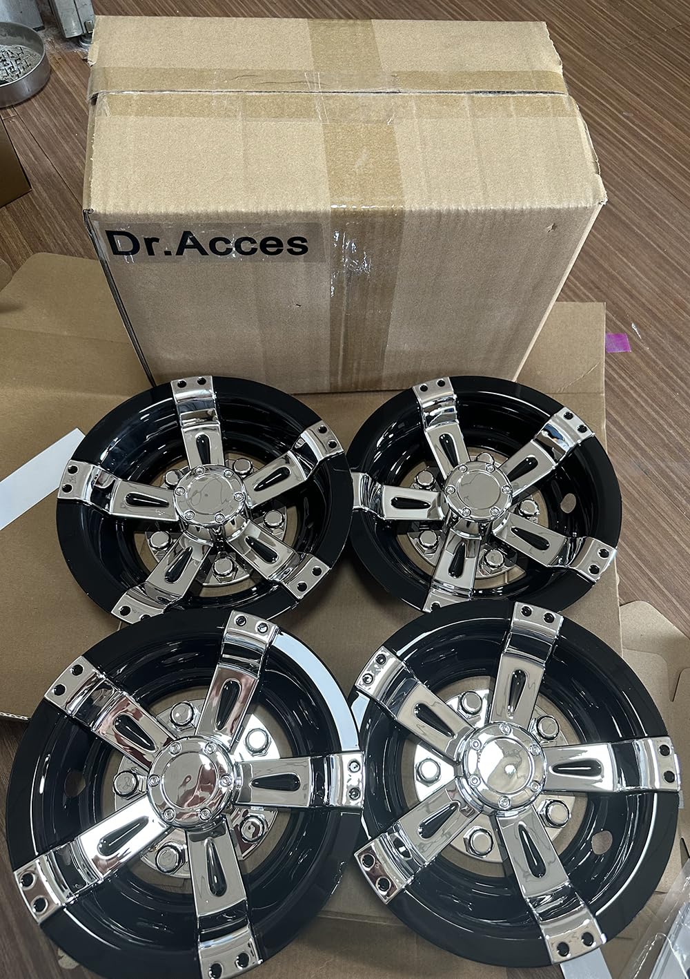 Example of Dr.Acces 8-inch wheel cover on golf cart wheel