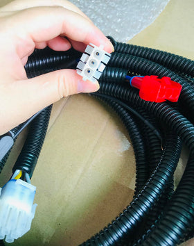 Dr.Acces horn and turn-light connectors enable cohesive, integrated lighting.