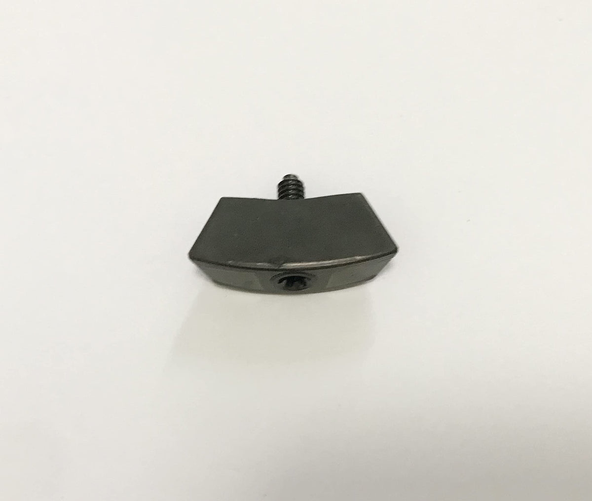 Dree 30g golf weight screw for Ping G425 SFT driver enhances tuning and consistency.