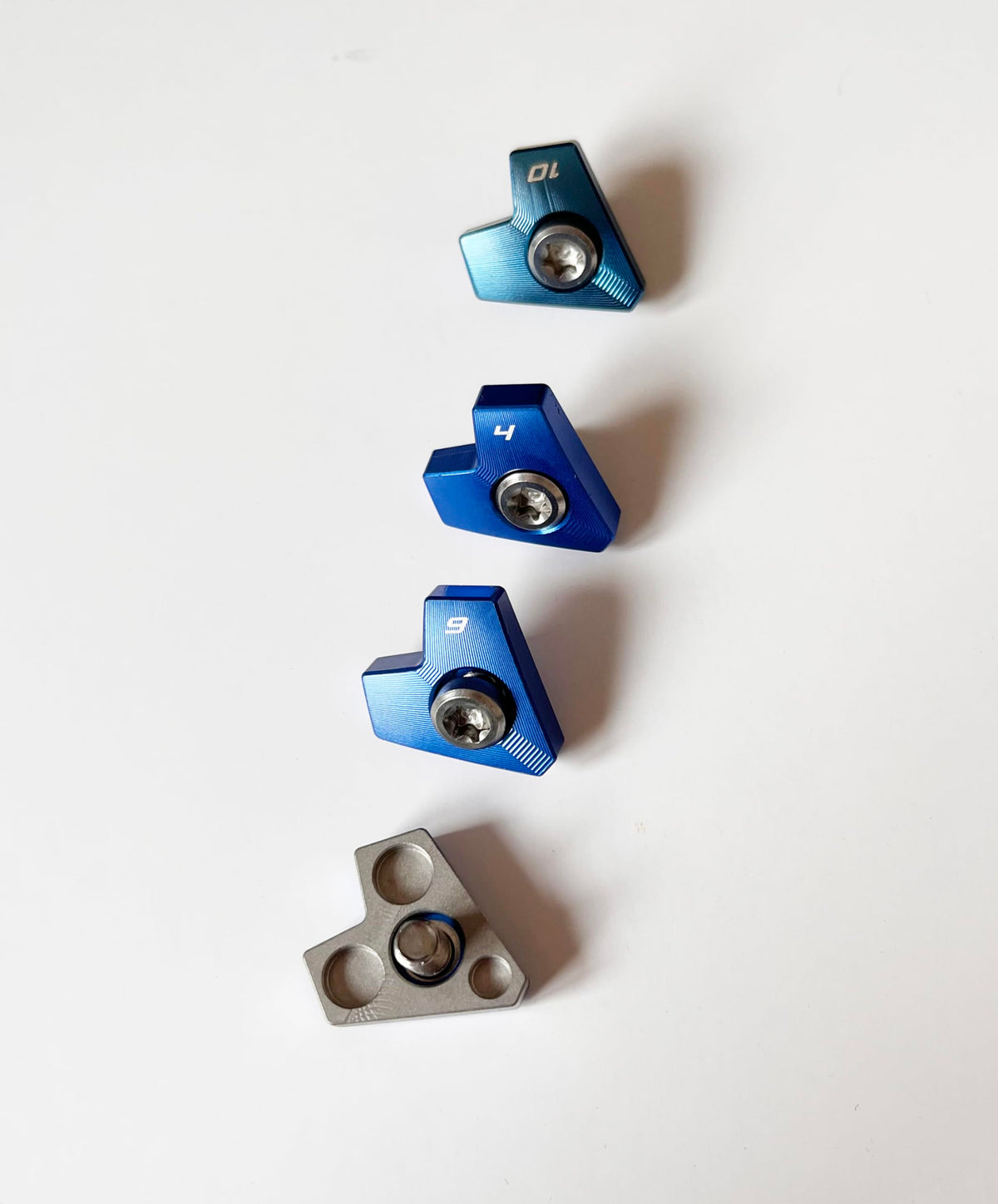 Dree 6g–14g screws for Aerojet Max to customize performance