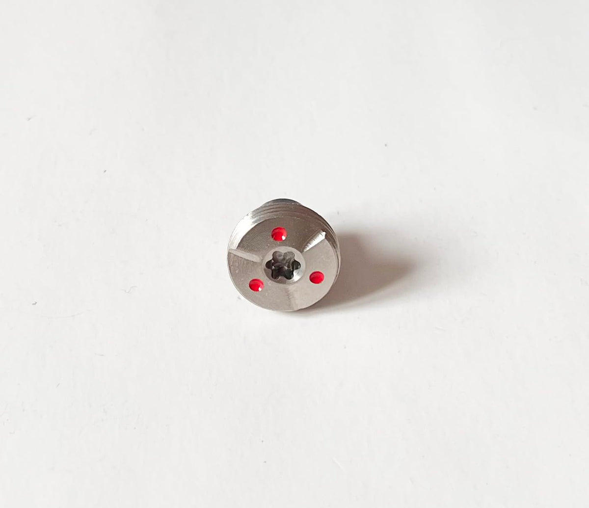 DREE golf weight screw for 2024 Callaway APEX UW enables customized weight tuning