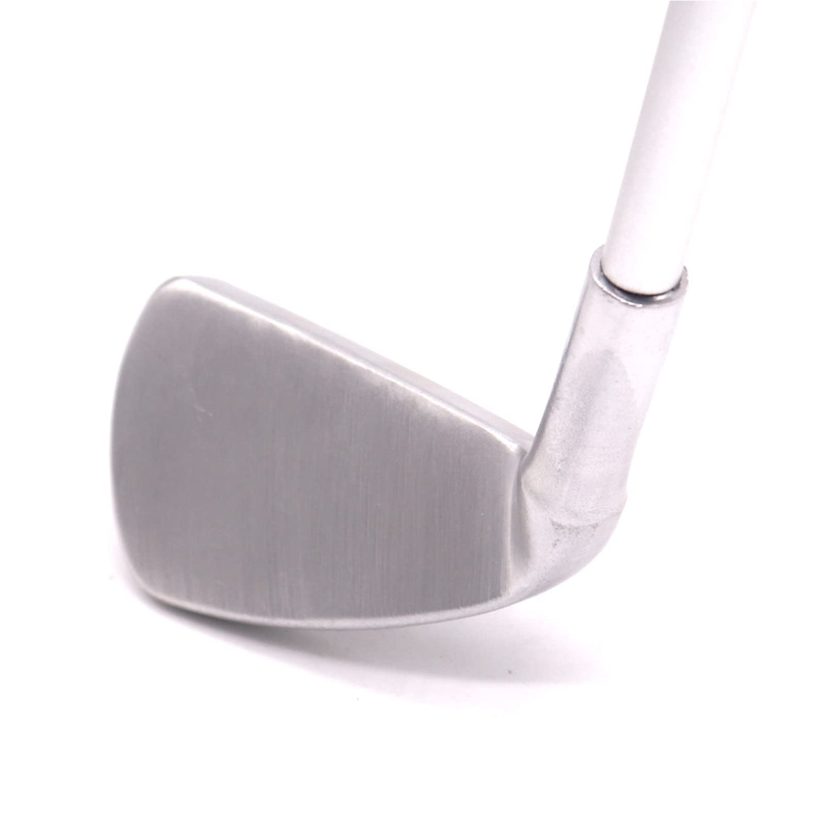 Dyienocs telescopic length adjustment grows with players for lasting use.
