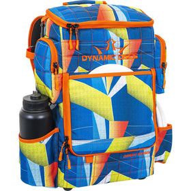 Dynamic Discs Combat Ranger putter pouch, quick reach pocket for quick throws.