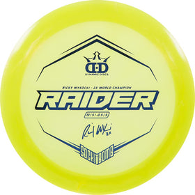 Overstable Raider finishing forward helps power players gain distance.