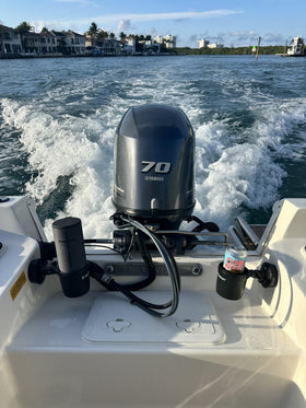 E-Sea UV-resistant design endures outdoor RV deployments.