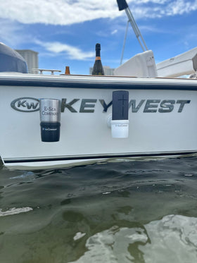 E-Sea Cup Adjustable White tilt mount keeps drinks level.