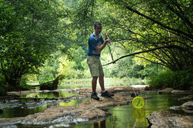 InZone Kwik-Stik XXL reaches water to recover submerged discs.