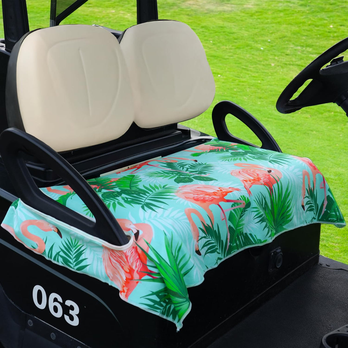 Soft microfiber ENYORSEL seat cover provides a cool, comfortable feel on warm days