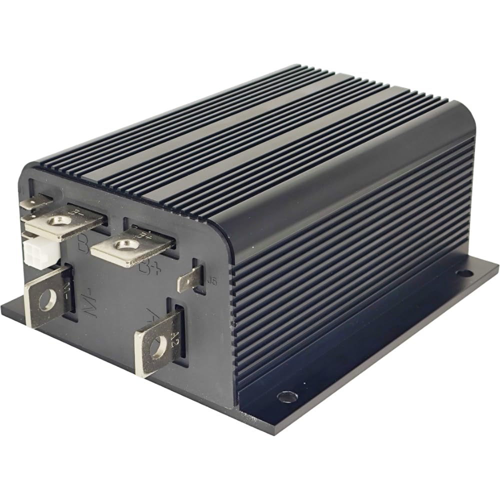 EZROAD 1204M-5305 controller front view for compact, durable on-vehicle use.