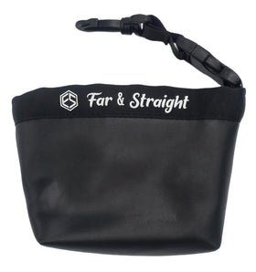 FAR&STRAIGHT carabiner clip for secure bag attachment