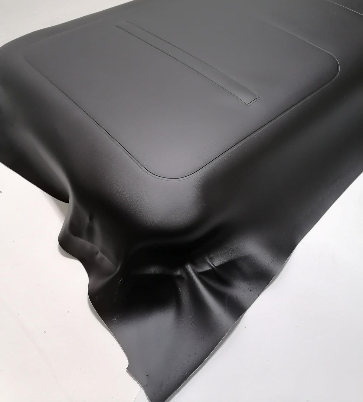 FDEERCOLO marine leather edge detail for weather resistance and longevity.
