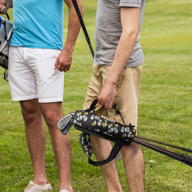 FINGER TEN mini bag on driving range simplifies practice sessions.