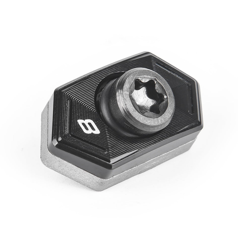 FoFoFo 8g weight screw for Cobra DS-Adapt head enables precise weight tuning.