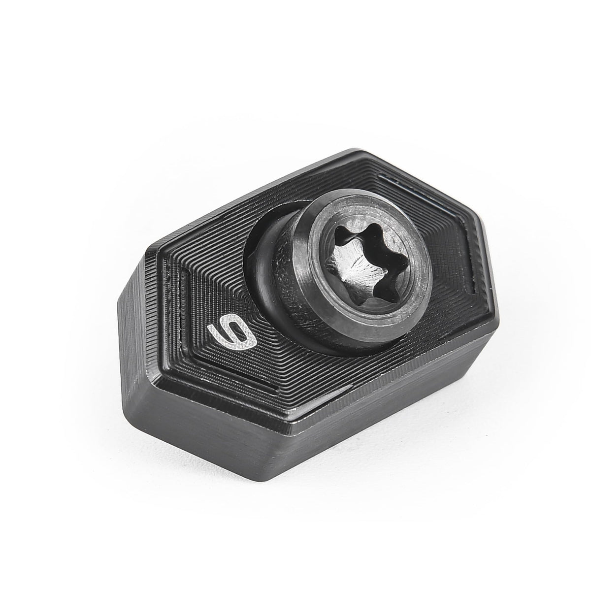 FoFoFo Cobra DS-Adapt 6g weight screw installed on driver.