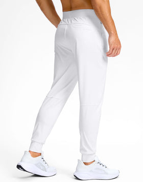 G Gradual joggers back pocket detail for quick secure storage.