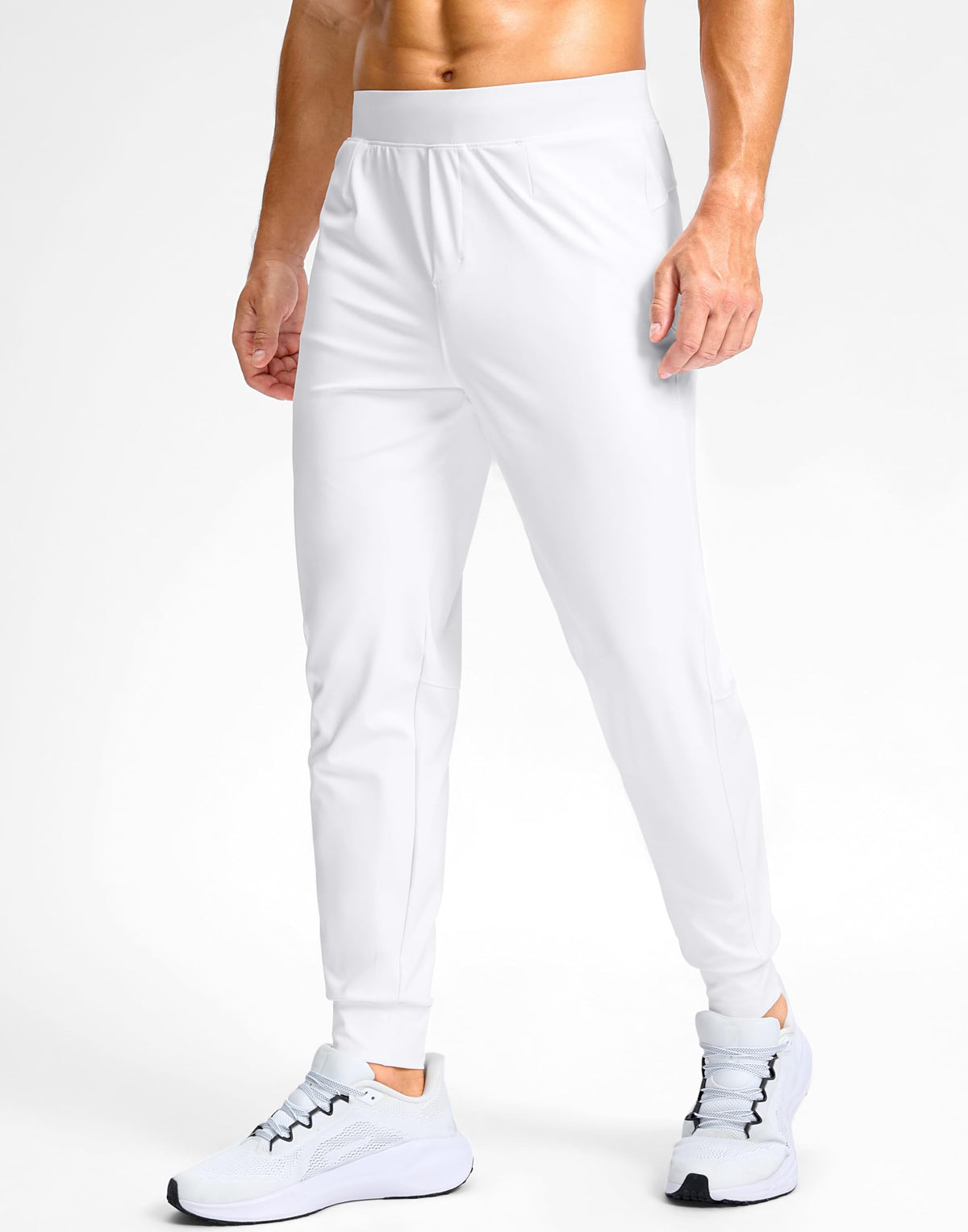 G Gradual joggers showing two zippered pockets for secure valuables during workouts.
