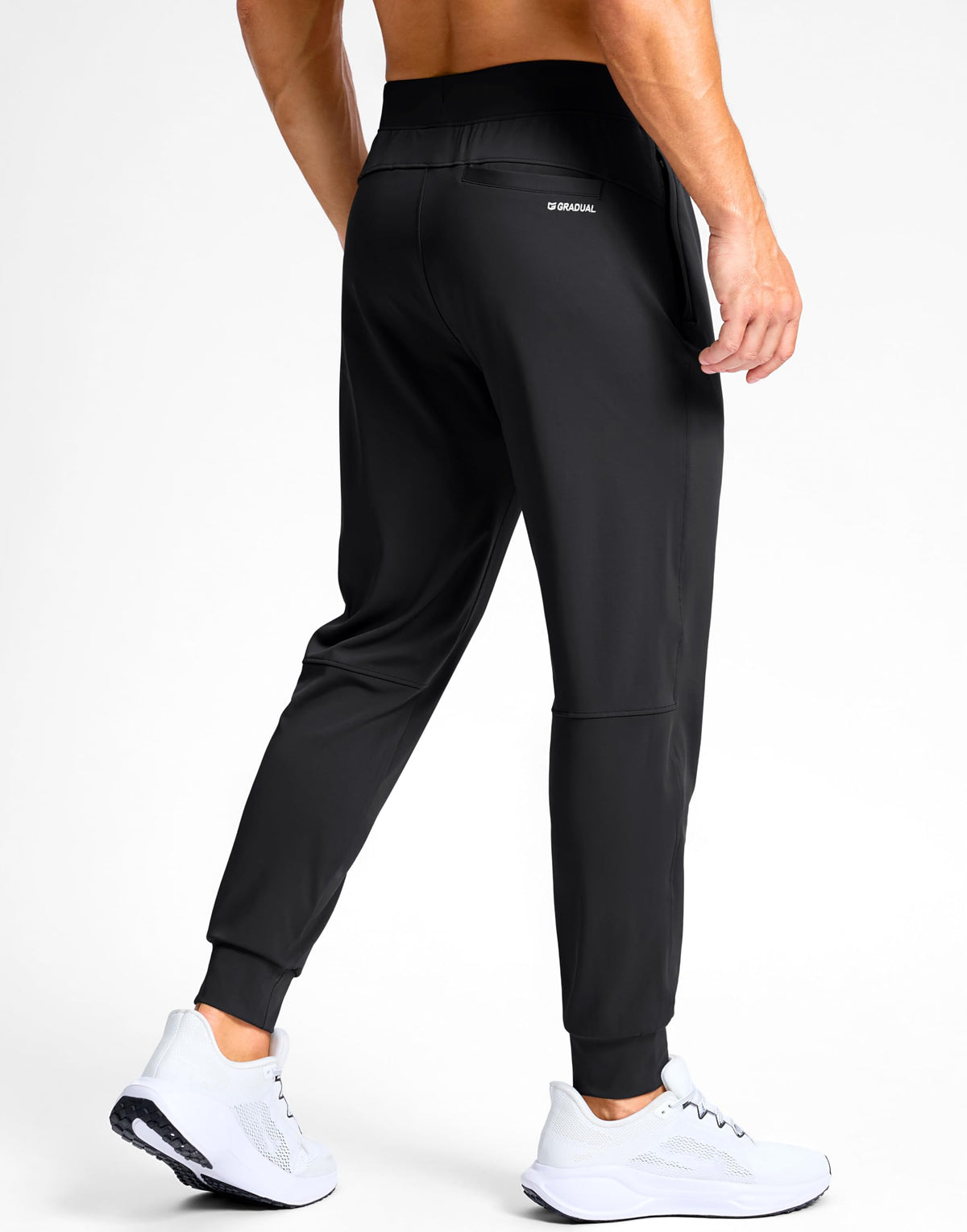 G Gradual sun-protection weave keeps skin safe during outdoor golf sessions.
