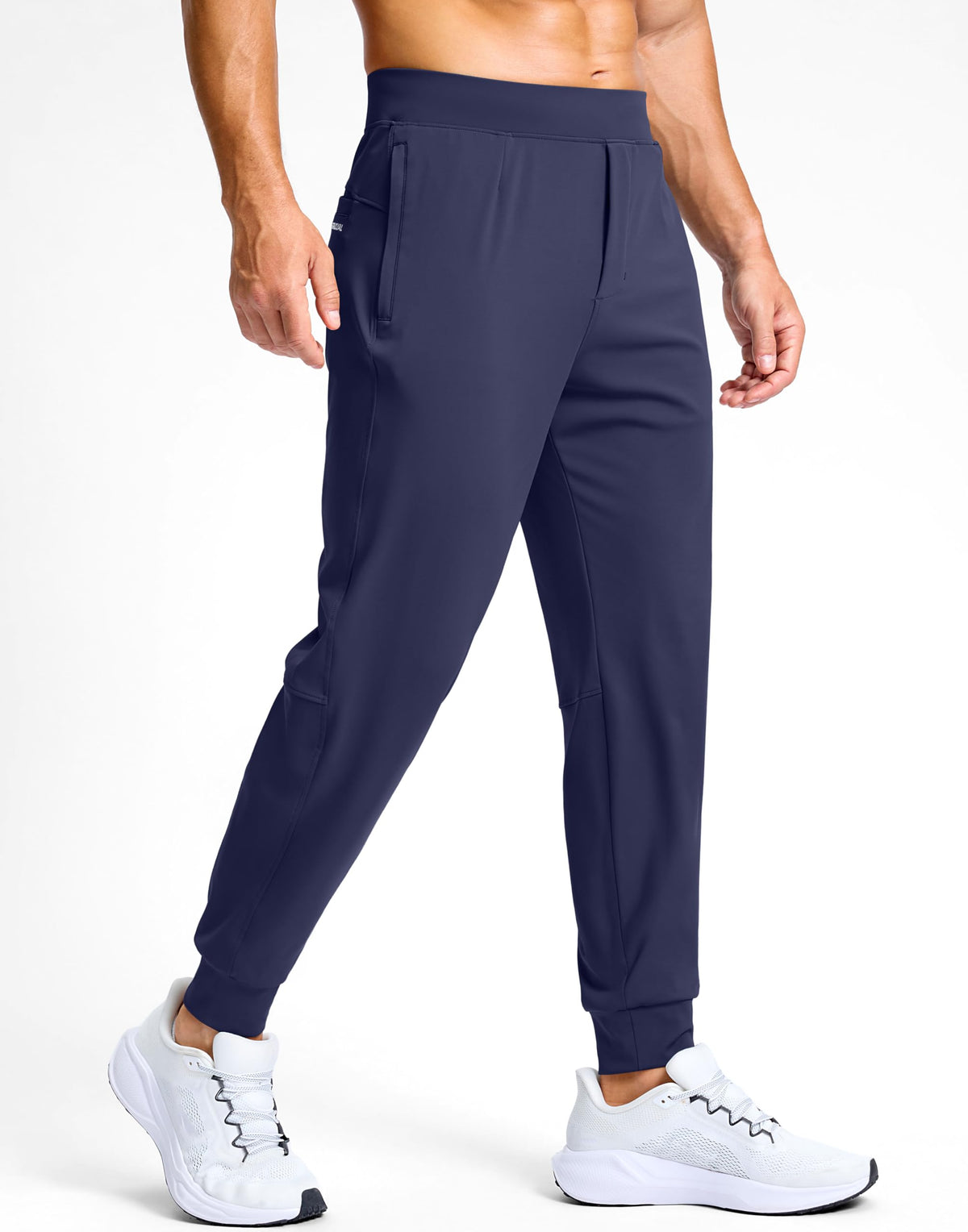 G Gradual joggers with zippered pockets securely hold essentials during workouts.