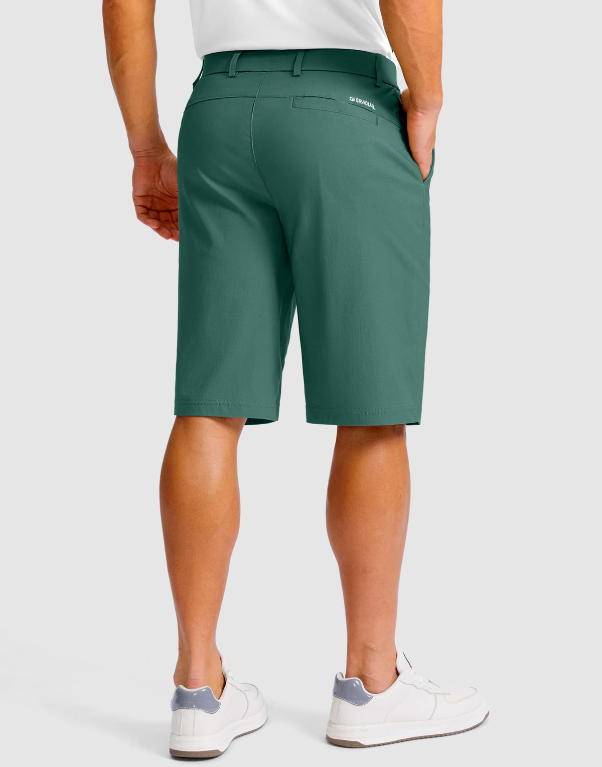G Gradual shorts show 4-pocket layout for secure storage during rounds