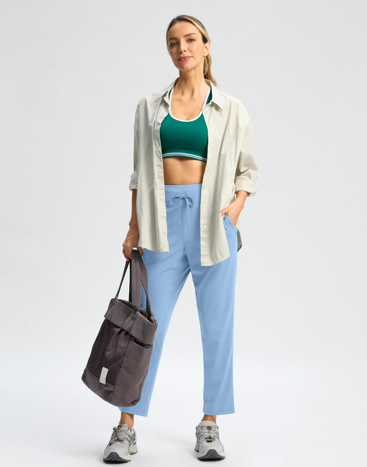 G Gradual 7/8 ankle cut presents a neat, professional look