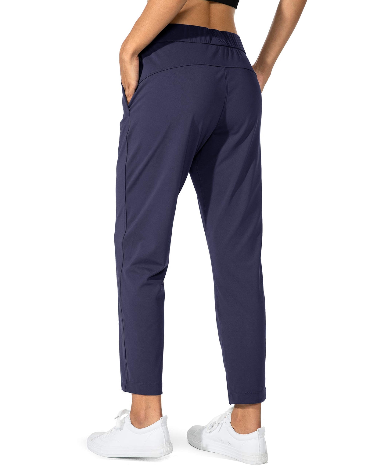 G Gradual four-way stretch fabric delivers all-day comfort and flexibility.