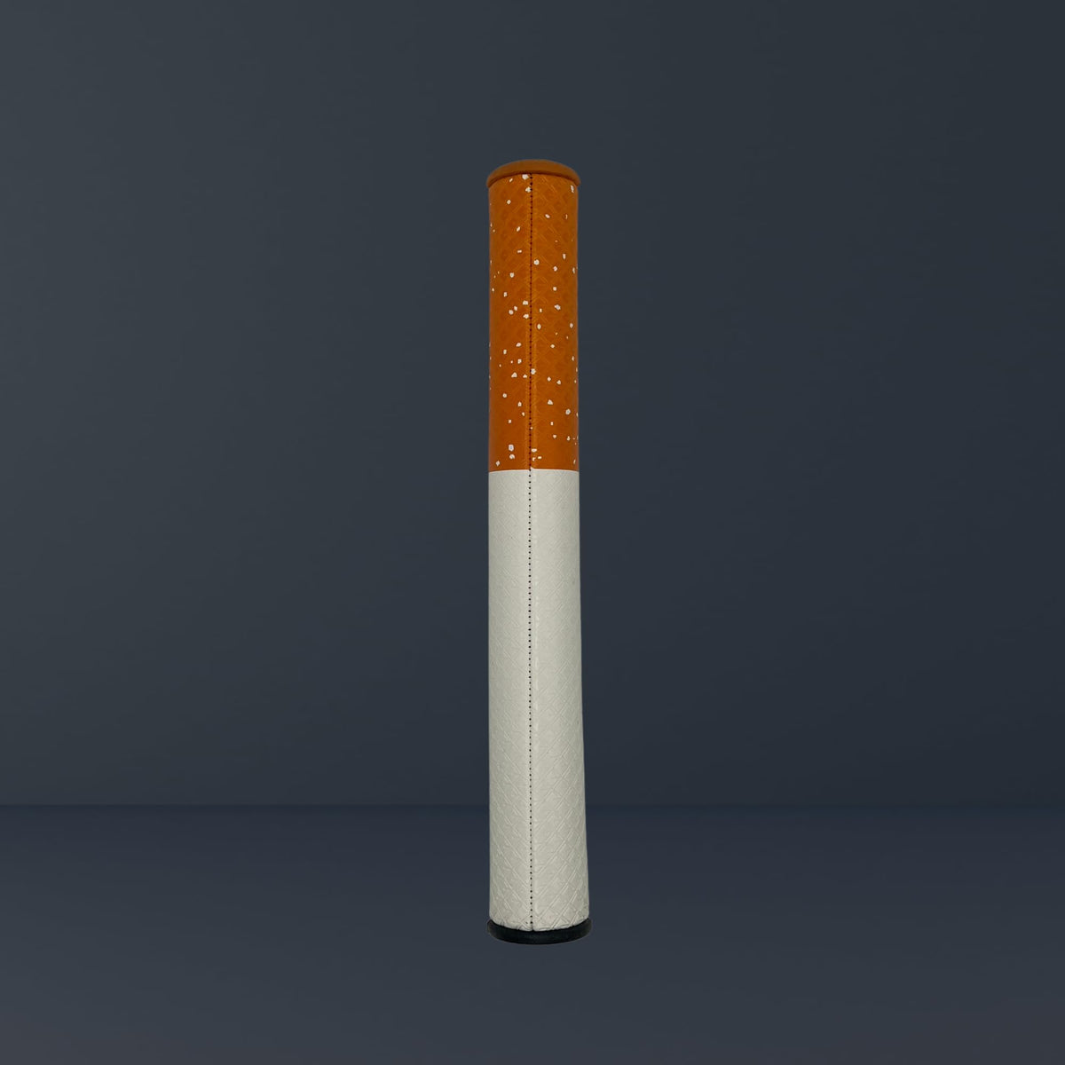 Gateway Golf Co. GGC 1.0 Dart diamond pattern grip close-up for reliable grip.