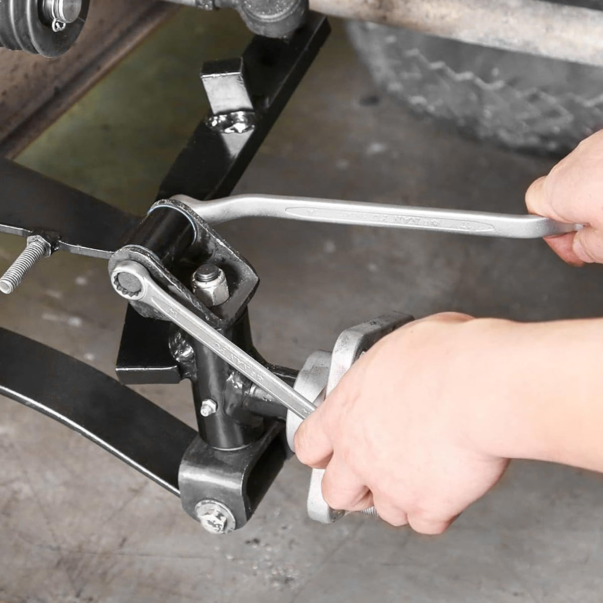 Generic 10L0L front leaf spring bushing enhances ride consistency