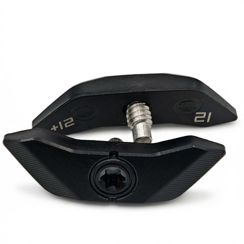 Generic 21g golf weight for TSR driver and fairway wood enables precise weight tuning for better feel