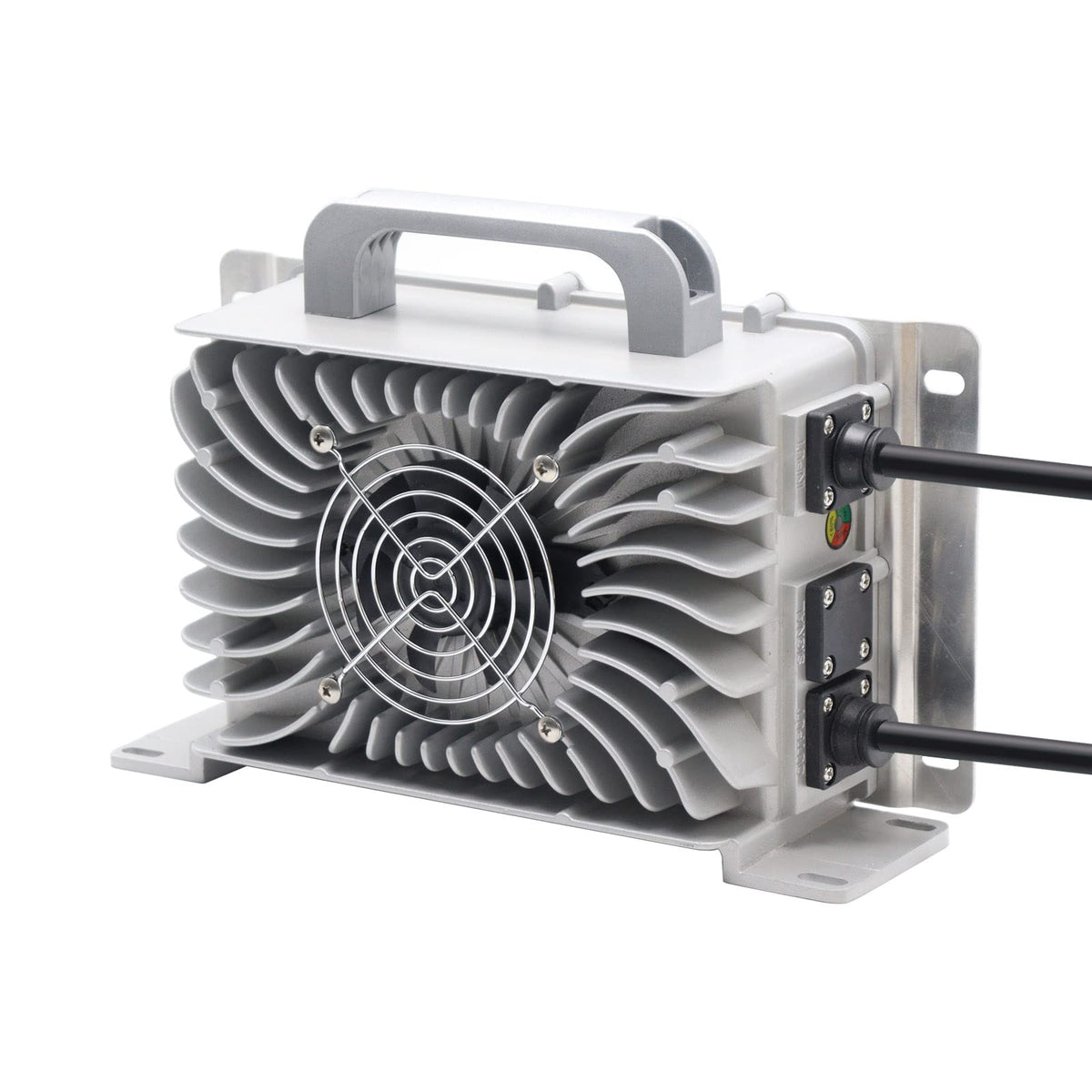 Die-cast aluminum heat sink design helps dissipate heat during operation.