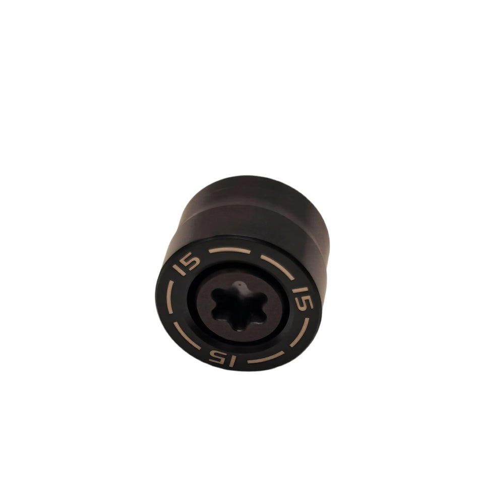Generic golf weight 15g circle and screw showing two-part design for Taylormade Qi4D compatibility.